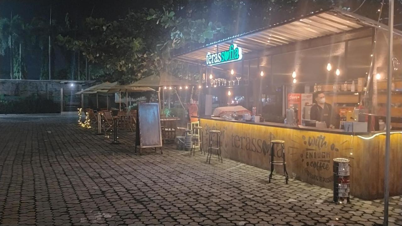 Hotel Sofia Juanda Surabaya Sidoarjo Exterior foto